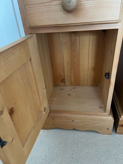 Bedside Lockers