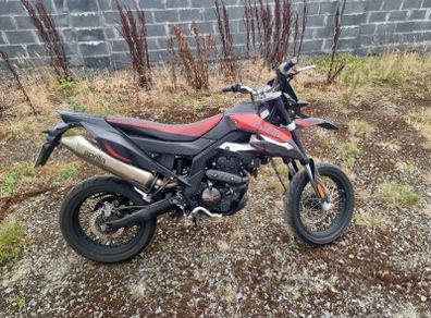2022 Aprilia SX125 Motard