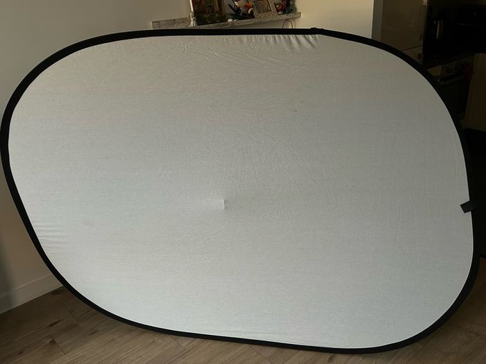Double Sided Black and White Pop Up Background