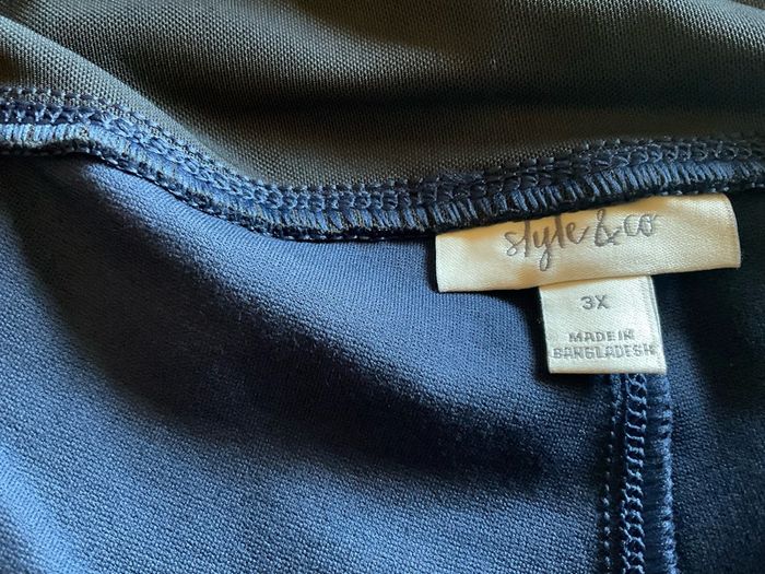 NEW FINAL REDUCTION. navy pull up casual trousers  from Style & Co. USA Size 3X which will fit 26/28.   Length from waist to hemline is 40 inches