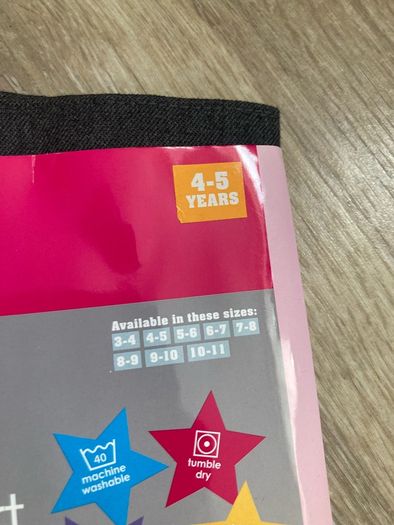 School skirt x2 (4/5 and 6/7 y)