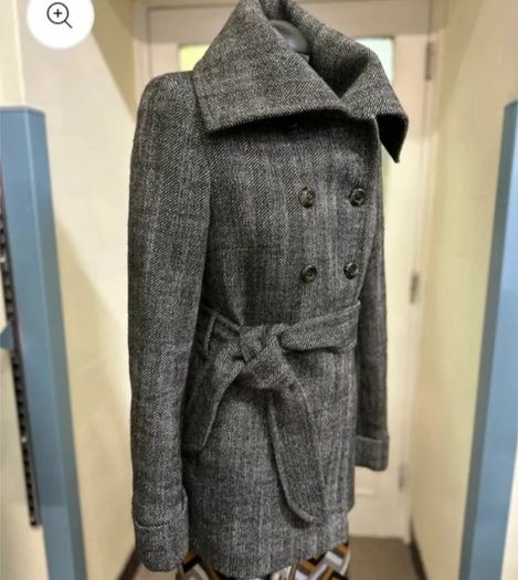 Womens Coat Size 8