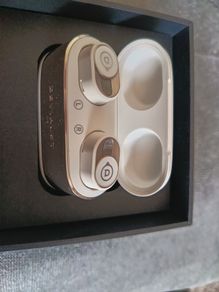 Devialet Gemini 2 earbuds