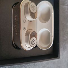 Devialet Gemini 2 earbuds