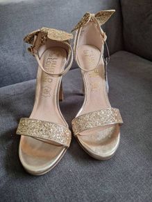 High Heels/New Gold Glitter Heels .. Size: 4 UK .. Price Drop