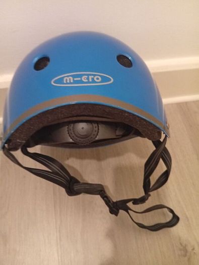 Quality Universal Helmet M-Size 2months old