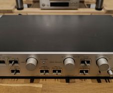 Luxman c-120A stereo preamplifier HIFI HIGH END
