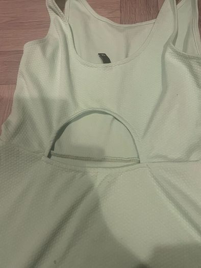 mint green dress