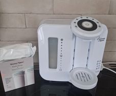 Tommee Tippee Bottle Maker, Filter & 2 x bottles