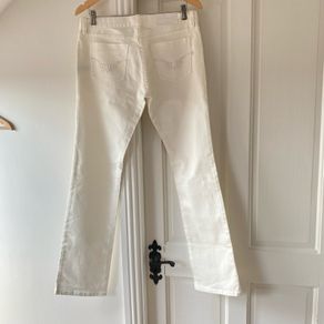 BNWT French Connection White Bootcut Jeans with Back Pocket Stitch Detail