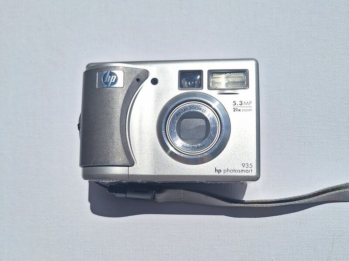 HP 935 Digital Camera