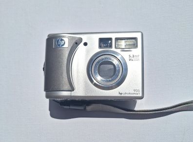 HP 935 Digital Camera