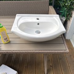 Brand new Bathroom sink