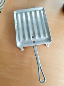 Old Italian warming plate