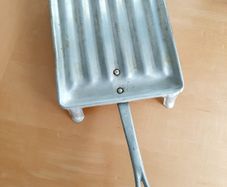 Old Italian warming plate