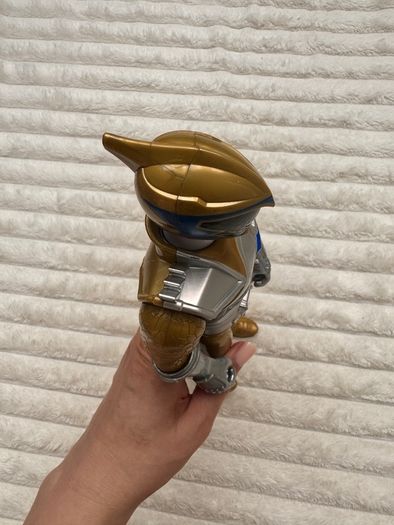 SCG Power Rangers Dino Charge Gold Power Ranger 42121 approx. 12" Used Please see photos