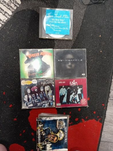 CD singles (metal)
