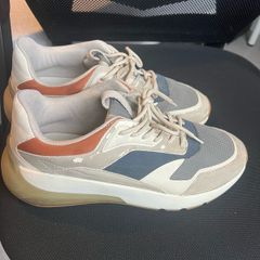 Cream/White Zara Trainers