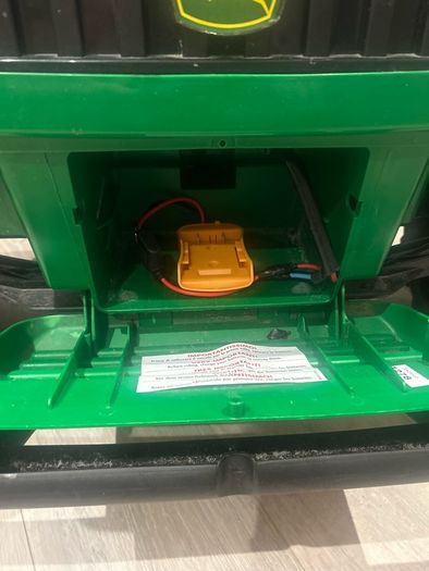 John Deere Gator