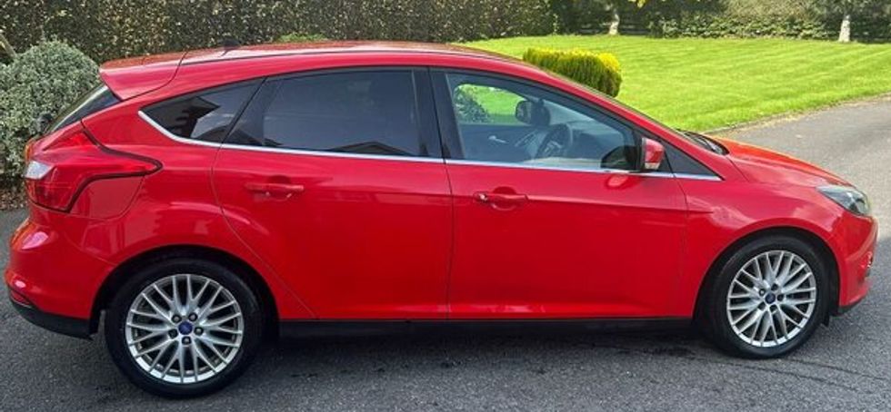 Ford Focus 2013 (35k on a reconditioned Engine)
