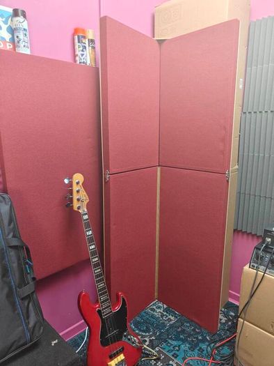 9 pieces of GIK Acoustic Panels + isolation booth + diffuser
