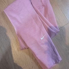 womans clothes