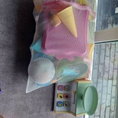 Free toys