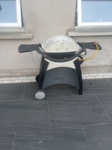 Weber Q2000