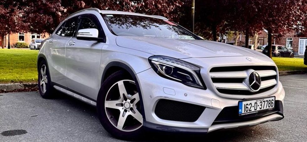 Mercedes Benz Gla 180 Amg Lineleather Memo Seat