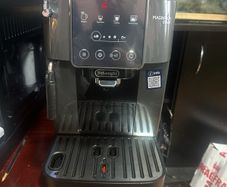 De'Longhi Magnifica Start  Coffee Machine