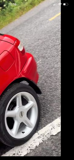 Looking Alloy wheel