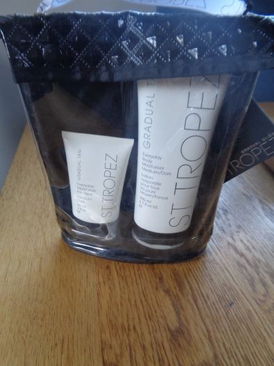 St. Tropez Gradual Tan Set for Sale