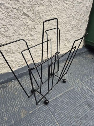 Atomic MidCentury Vintage retro black metal 1950s magazine rack