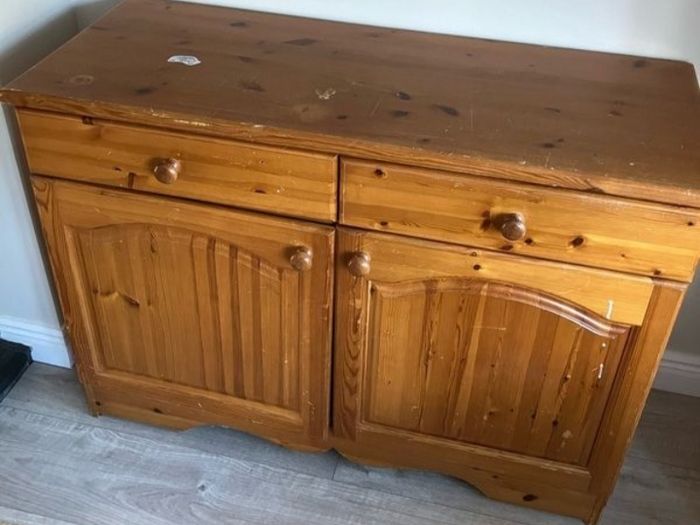 Side board
