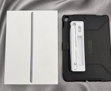 Ipad 8th Generation WiFi/Cellular Sim Like New