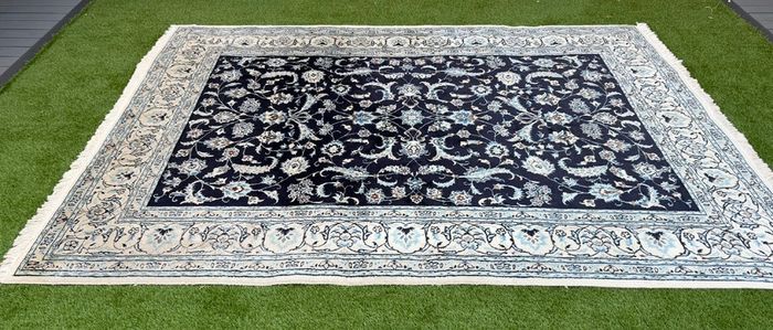 Fine Persian Nain Rug | Hand-Knotted Wool & Silk | 248 x 350 cm / 8.1 x 11.5 ft