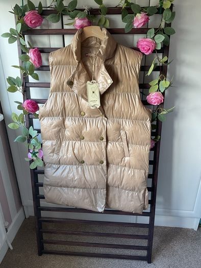 gilet Bnwt Azara beige tie belt gilet TU sizing
