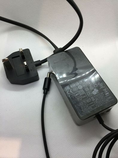 Surface Dock - Microsoft 1661 - for Pro 7, 6, 5, 4, 3, X, Go, Book, Laptop  Docking Station