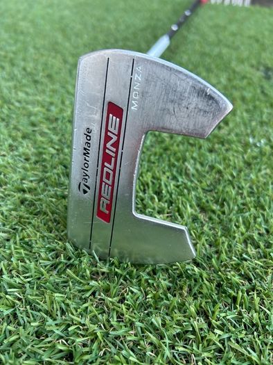Full set of Taylormade Golf clubs