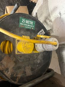 110v extension lead reel