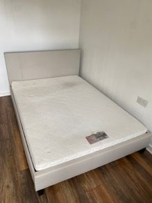 Bedframe and mattress