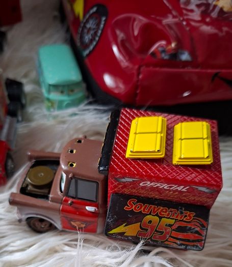 Disney Pixar Cars Lighting McQueen