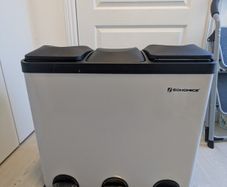 pedal bin