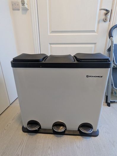 pedal bin
