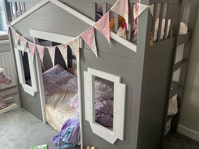 bed/play area or used for bunkbeds