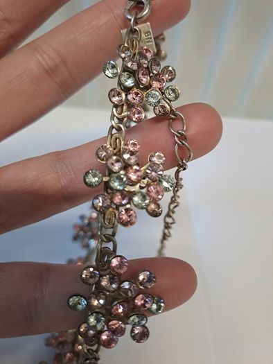 Pink and diamond flowers Necklace
