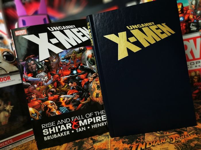 Uncanny X-Men: Rise and Fall of the Shi'ar Empire ! Hardcover ! 2007 ! by Marvel Comics !