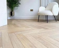 Herringbone Flooring 12mm Desert Oak