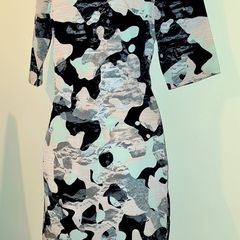 Pastel Abstract Design Shift Dress from Sugarhill Boutique size 8