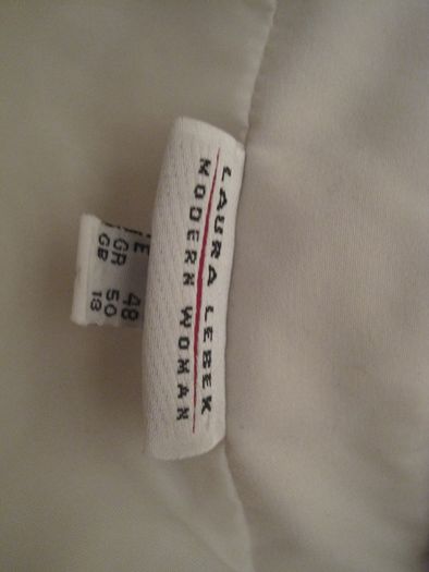 Gilet (Laura Lebek Label) /White/Cream.